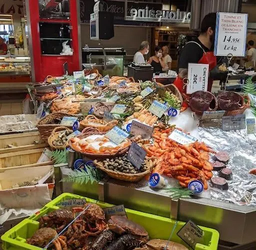 Etape Urbaine - Centre - Parking Inclus *