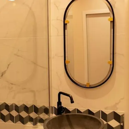 Etape Urbaine - Centre - Parking Inclus