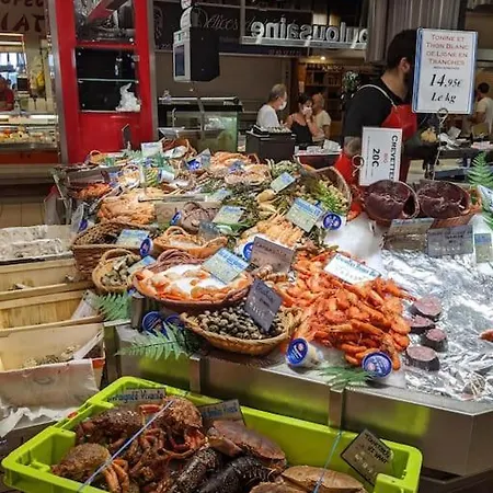 Etape Urbaine - Centre - Parking Inclus *